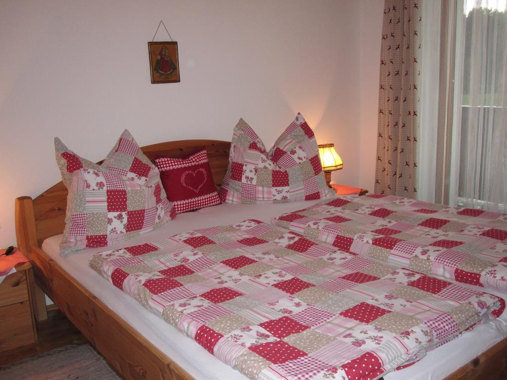 Ferienwohnungen - Haus Zierl Reith bei Kitzbühel Zimmer foto